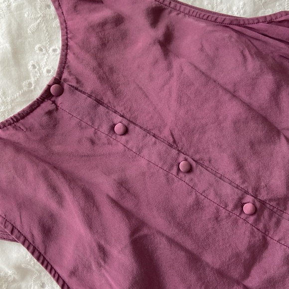 Ecoté Sleeveless Top (Size L) - Picture 5 of 5